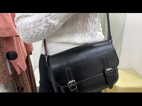 ❤️ Masturbim publik i kurvës së re FeralBerry me një dildo në dhomën e montimit ❤ Porno e vështirë në pornografi sq.hentaisun.ru